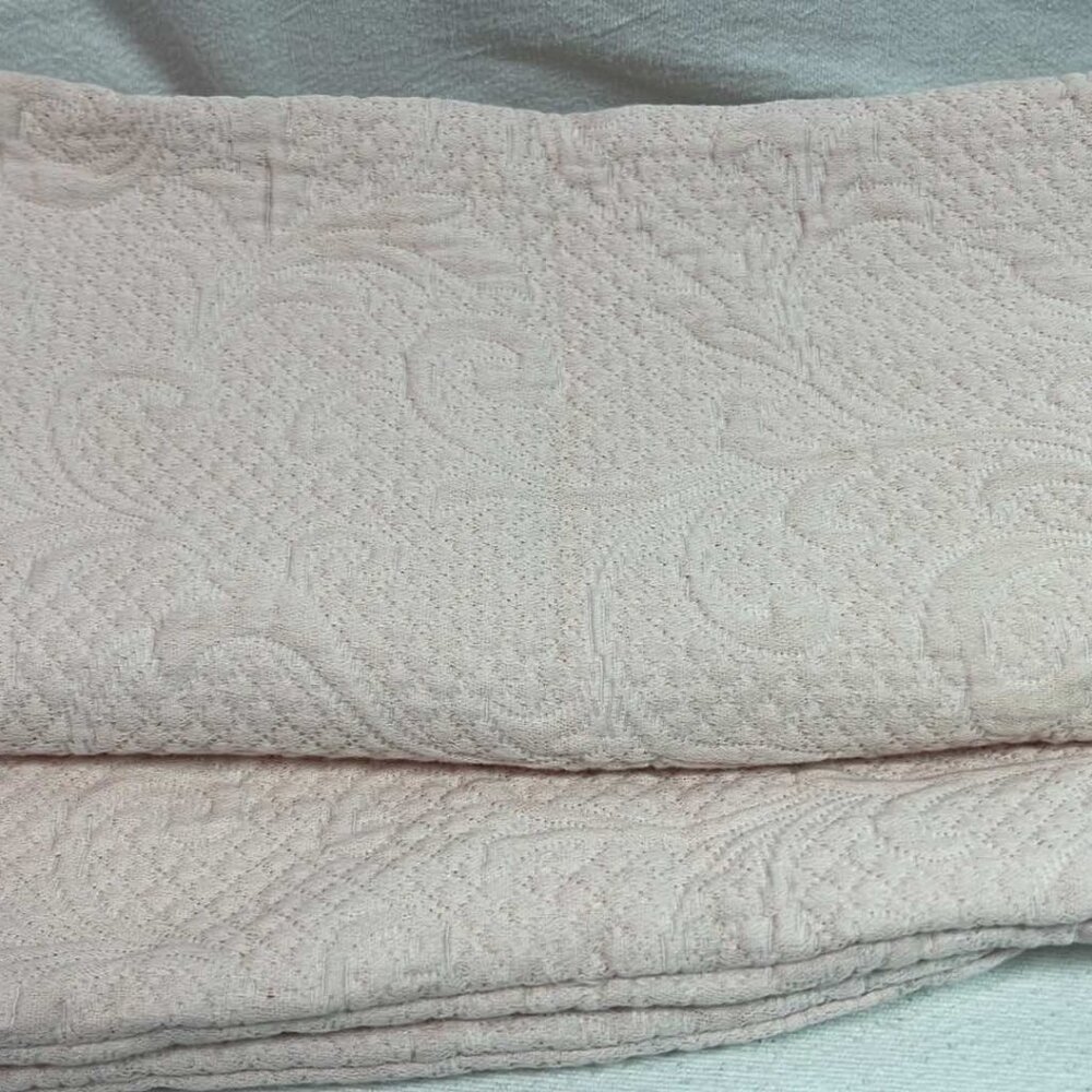 Quilted Pillow Sham 30X23.5 SINGLE Pale Baby Pin Shabby Chic Cottagecore Cottage